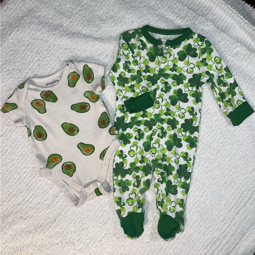 Sleeper/Onesie green bundle, 3-6 months